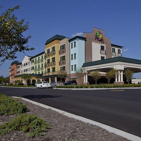 Mardi Gras Casino & Resort Cross Lanes エクステリア 写真